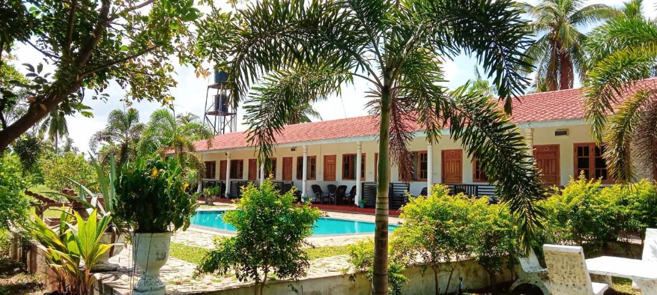 Shan Guest And Restaurant Nilaveli Ngoại thất bức ảnh
