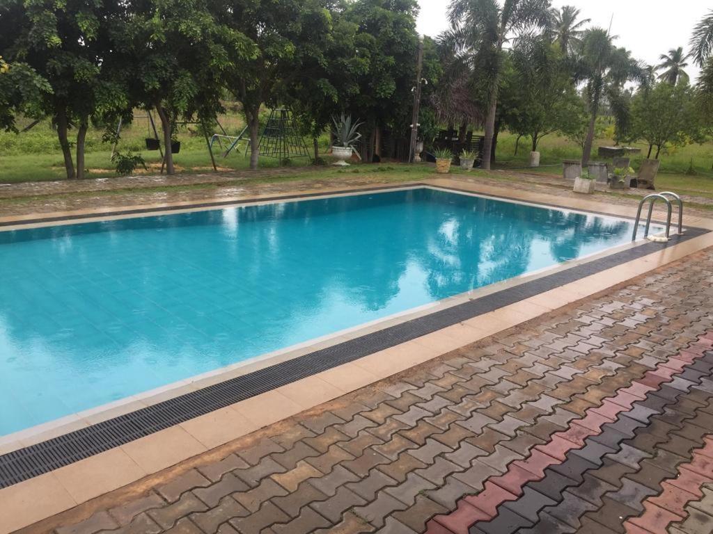 Shan Guest And Restaurant Nilaveli Ngoại thất bức ảnh